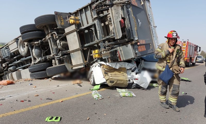 3 הרוגים ו-6 פצועים בתאונה דרכים קשה | תיעוד מהזירה