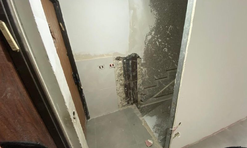 אישה נפלה לתוך פיר מעלית, מצבה בינוני-קשה