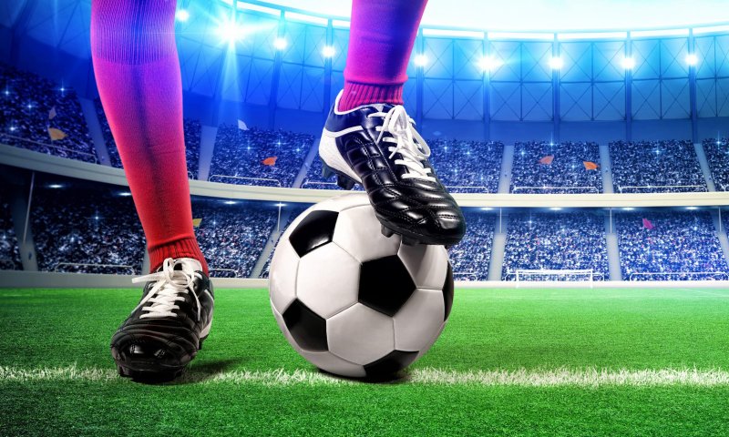 כדורגלן נחקר בחשד שתקף את בת זוגו; היא הכחישה