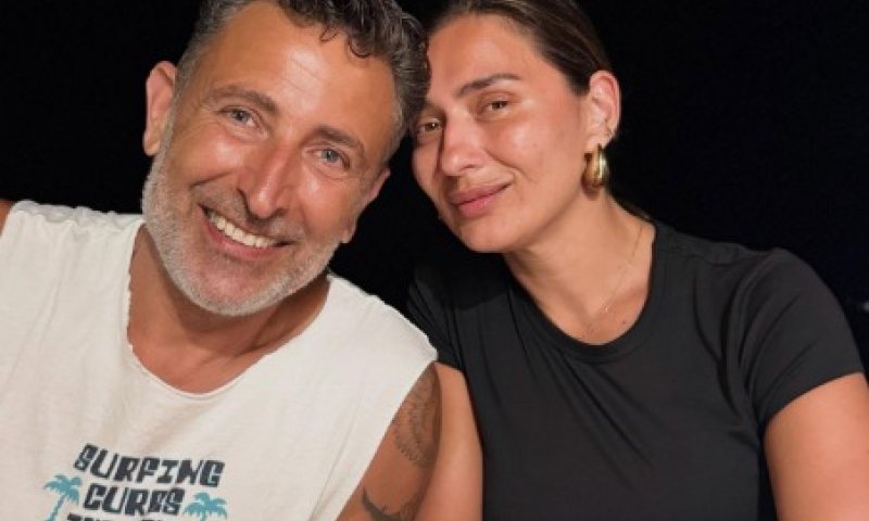 כוכבת חתונמי מגיבה לפער הגילאים של 18 שנה: "קנאה עושה קמטים"