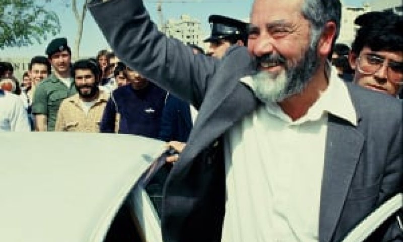 סתימת פיות &ndash; דרישה להסרת המודעות לאזכרת הרב כהנא