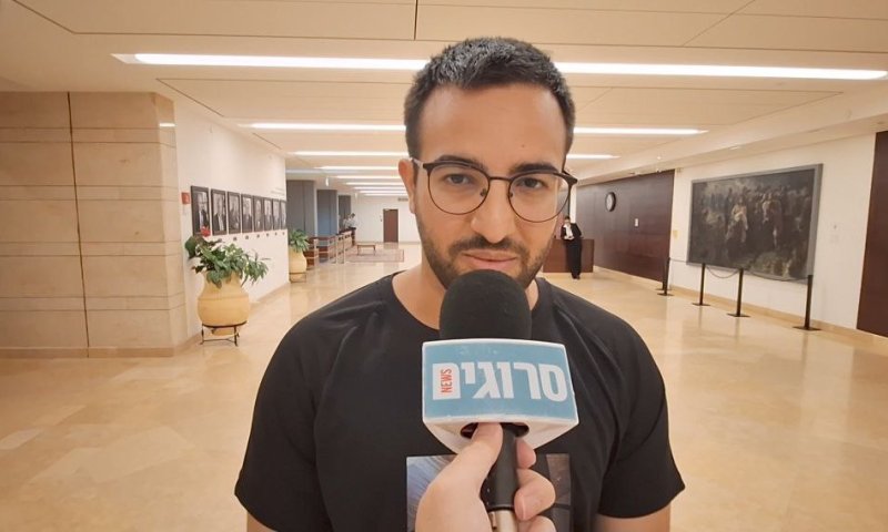 "המניע של רה"מ איננו טהור ומונע משיקול פוליטי"