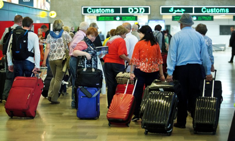 בג"ץ: סגירת השמים לאזרחי ישראל אינה חוקתית