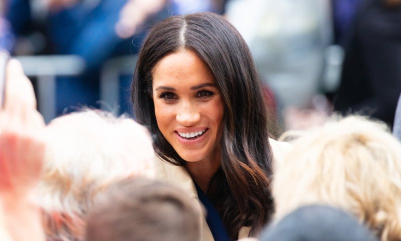 גברתי הנשיאה מרקל? עיתוני האופנה הכתירו