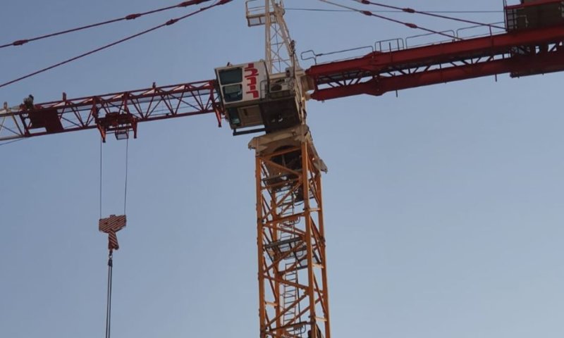 דרמה באוויר: נסיון חילוץ של מפעיל עגורן בגובה 60 מטר