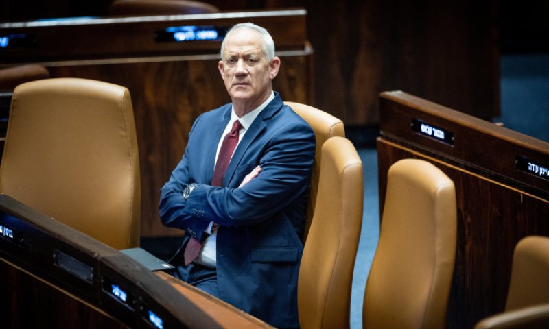 גנץ מגיב לבן גביר: "חדל קשקשת, לך לעבוד"