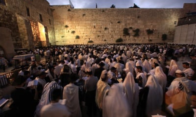 בכותל המערבי הסתיימה עצרת תפילה וזעקה להורדת גשמים