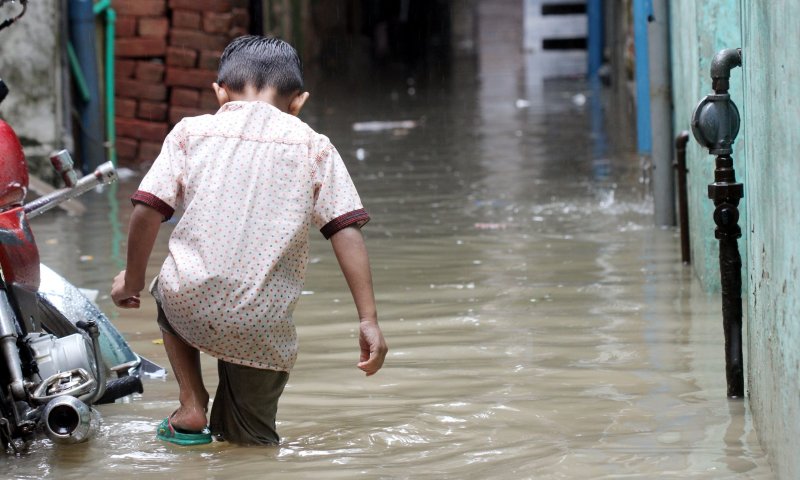 שיטפונות קשים בהודו: לפחות 50 בני אדם נהרגו