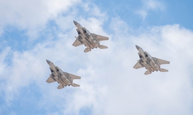 צה"ל מאשר: תקפנו תשתיות של מטה המודיעין של חיזבאללה בסוריה