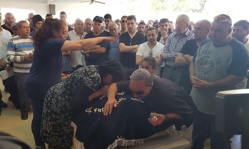 איתמר אוחנה הובא למנוחות: "ה' שמע אותנו"