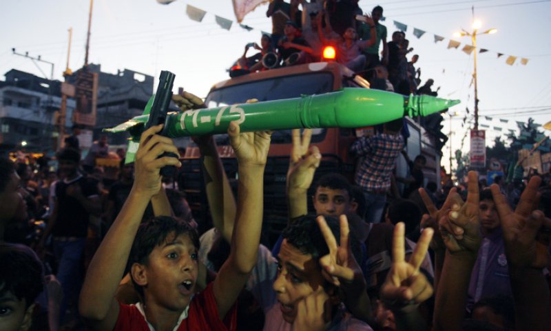 תושבי עזה חגגו: "הבסנו את האויב הציוני"