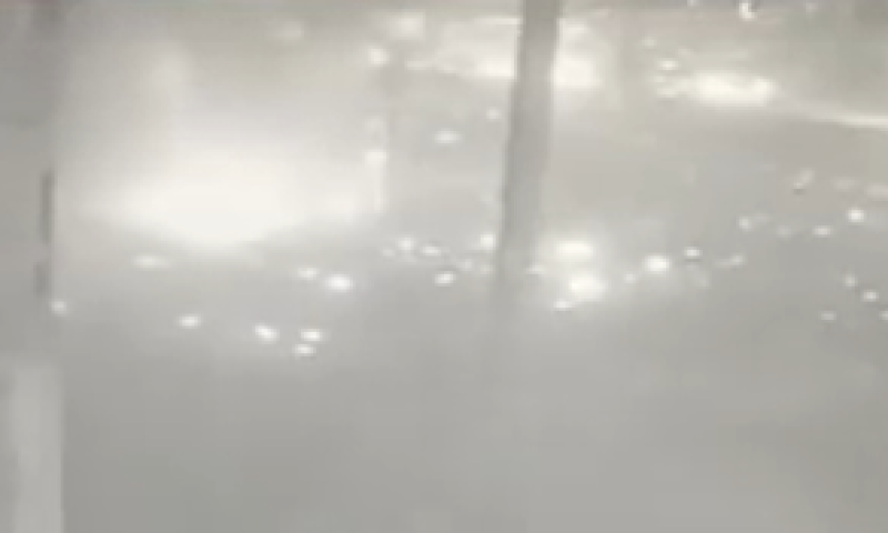 פיצוץ אדיר; רסיסים ואש לכל עבר: תיעוד הפיצוץ בתל אביב