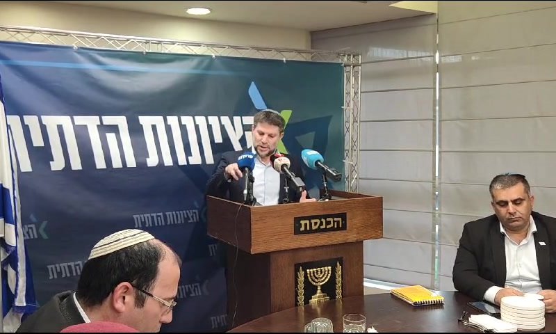 "צעקתי בקבינט אבל הייתה שם יהירות של&nbsp;גנרלים"