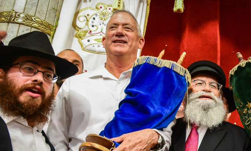 תגבירו ווליום: פלייליסט מיוחד לשמחת תורה&bull; צפו&nbsp;