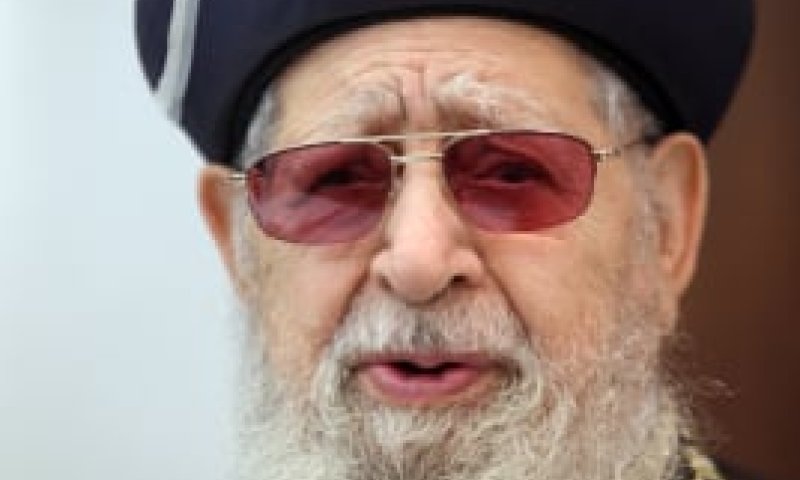 הרב עובדיה יוסף אישר את הדיל למינוי הרב אריאל