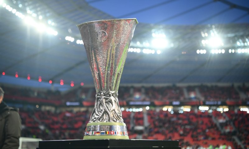 קרב היאוש בספרד: טוטנהאם ויונייטד נאבקות על הכבוד האחרון