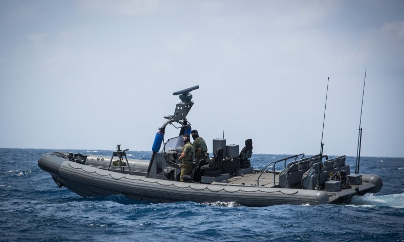 צה"ל חילץ שישה ישראלים מטביעה בלב הים