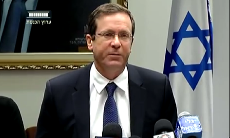 הרצוג: "בנט הוא ראש הממשלה בפועל"; צפו