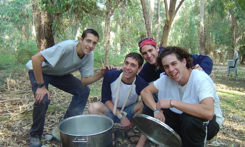 תלמידי מכינת 'חמדת' יכירו את הלכות שבת דרך הרגליים