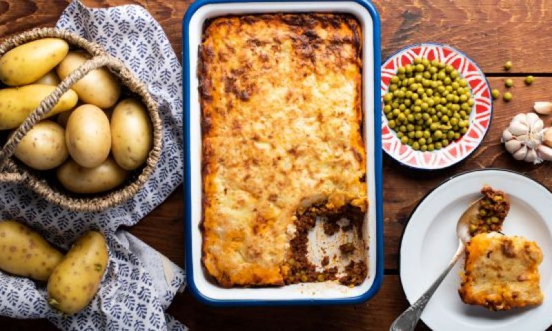 סורגים שבת: 3 מתכונים מנצחים עם תפו"א ובשר