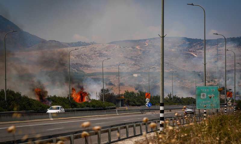 מטח כבד לצפון: פגיעה ישירה ביערה, חשש לנפגעים