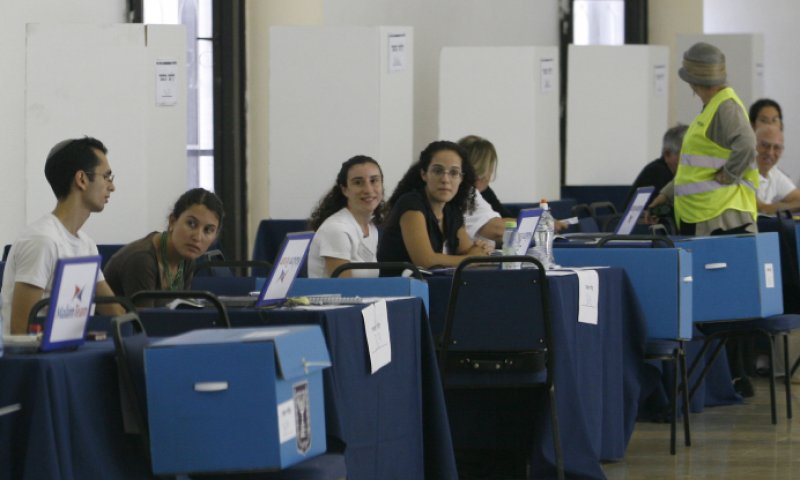 נכון לשעה 13:00: אחוז ההצבעה מתחיל לטפס