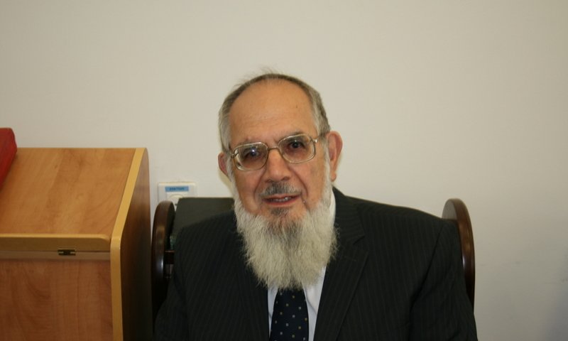 ראש ישיבת מעלה אדומים הרב נחום רבינוביץ' נפטר