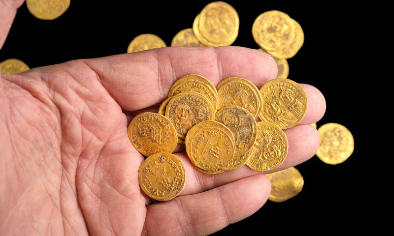 מטמון זהב בן 1,400 שנה התגלה בנחל הבניאס