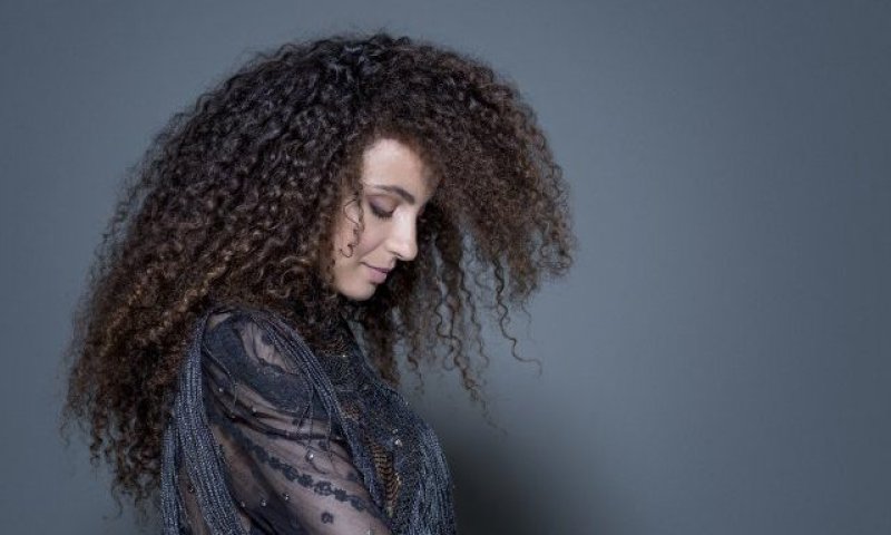 צפו: יובל דיין פותחת את הלב בסינגל חדש