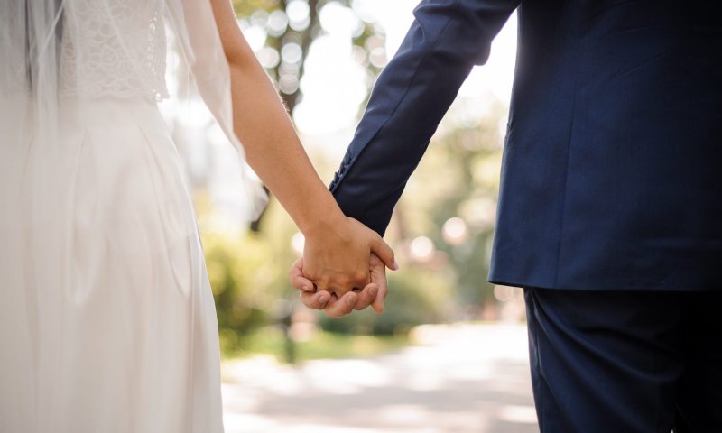 "אני הולכת להיות אמא"| כוכבת "חתונמי" בהריון