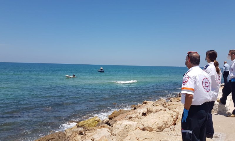 בן 25 טבע למוות בחוף מנטה ריי בתל אביב