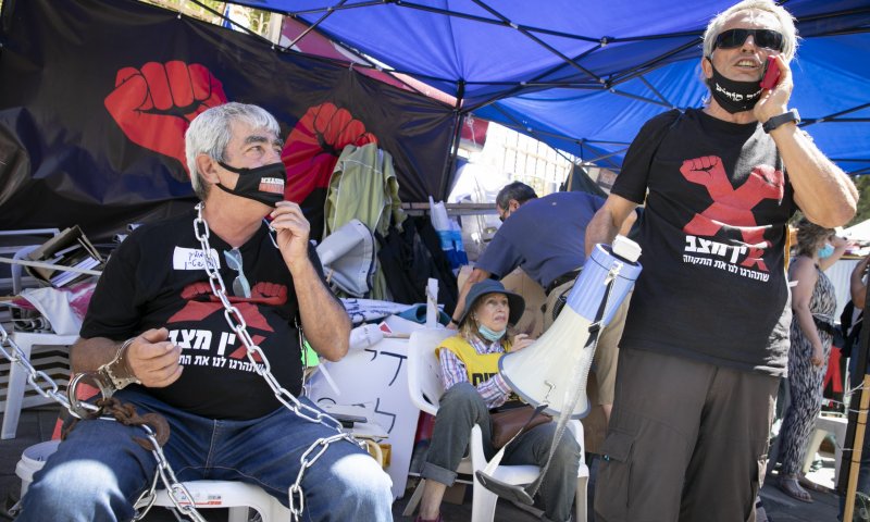 המשטרה ביקשה הרחקה כי התושב "מסתלבט בבלפור"