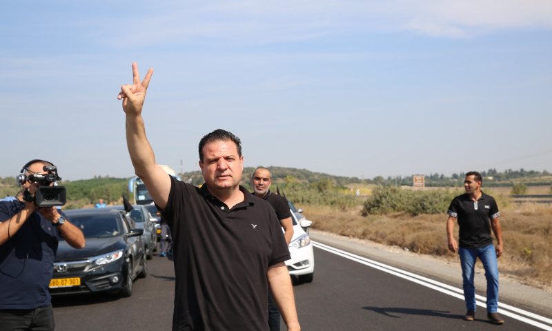 "מפריע לכם לעמוד בפקק? אנחנו מאבדים את הילדים"