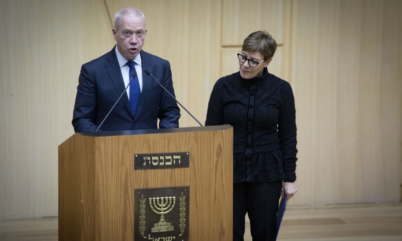 גלנט: "בני גנץ הוא שמאל שרוצה להחליף את הימין"