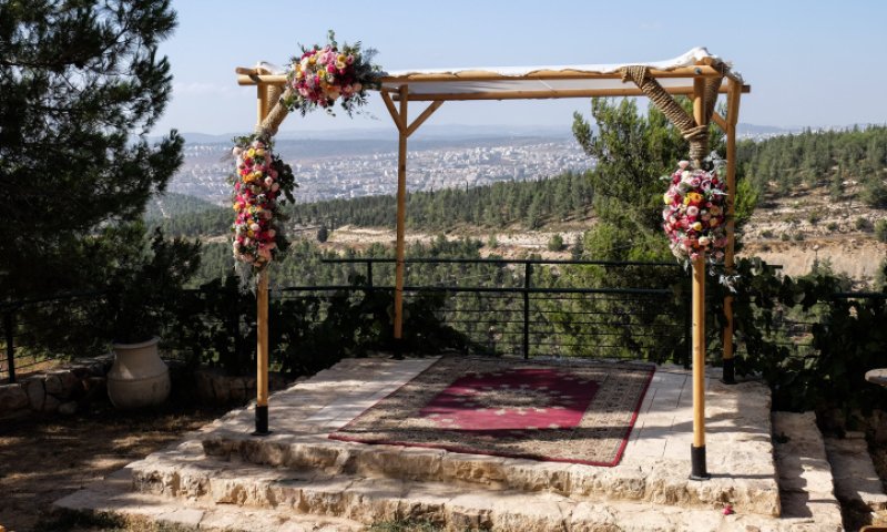 מהבוקר: אולמות האירועים נסגרו וקנס מוגדל על מסכה