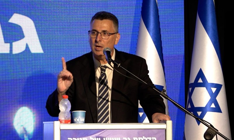 סער: "אחרי הלחימה נצטרך להדוף גם סכנות&nbsp;מדיניות"