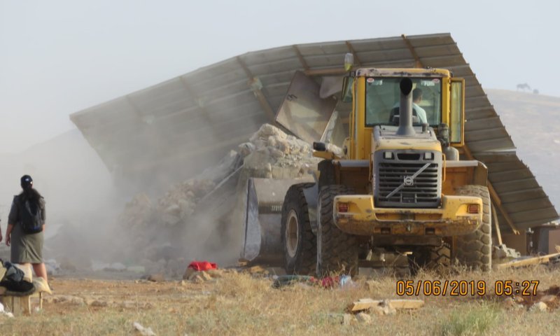 שר הביטחון נתניהו שוב הורס בתים של יהודים ביו"ש