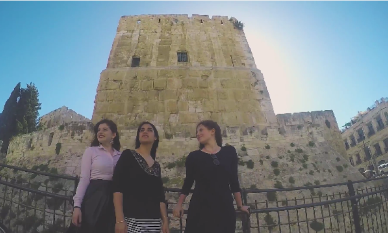 חוגגות את האיחוד: להקת 'אחותי' בקליפ סובב ירושלים