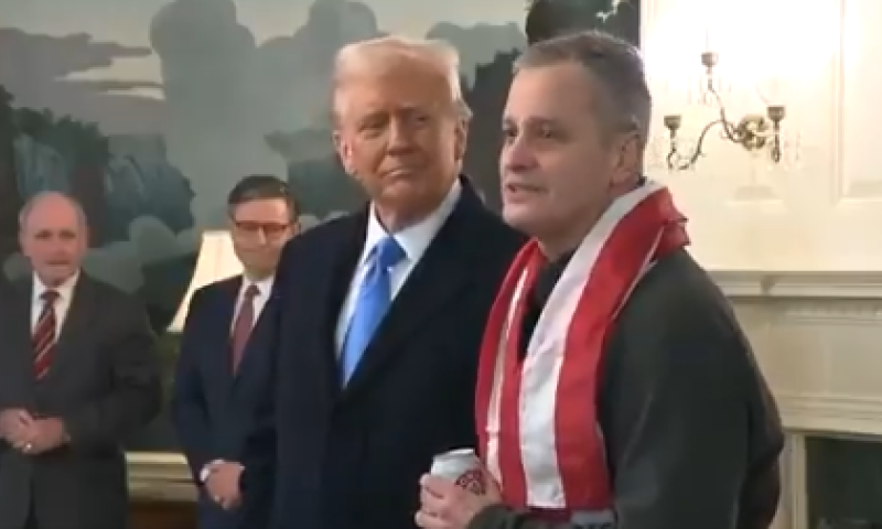 לאחר שלוש שנים בכלא: רוסיה שחררה את המורה האמריקאי