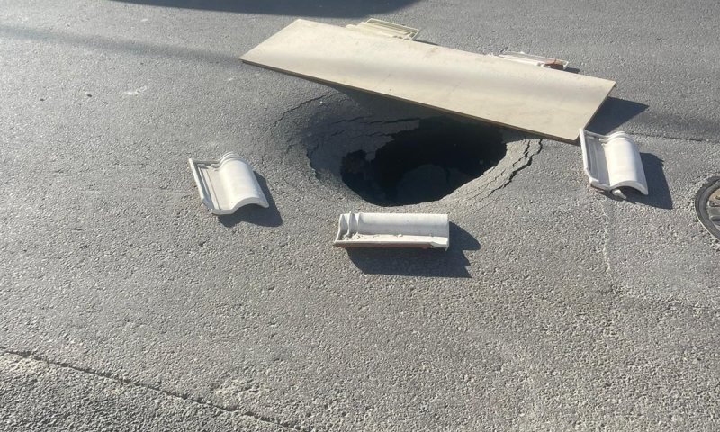 זהירות: בור נפער ברחוב ניקנור בירושלים