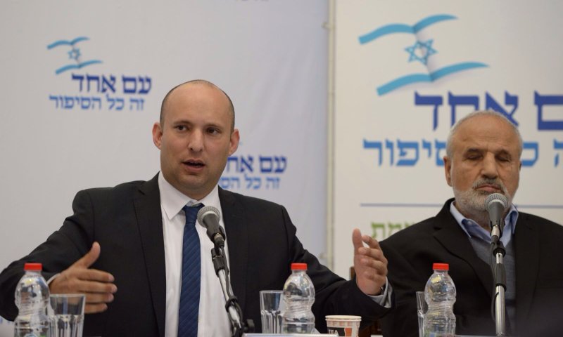 "הכתבים הענישו את בנט ופגעו בתרבות המזרחית"