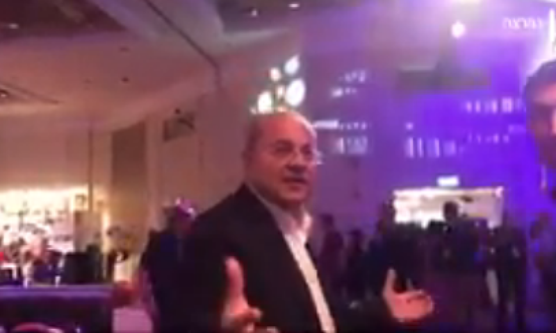 צפו: טיבי מסרב ללחוץ את ידו של הח"כ מהבית היהודי