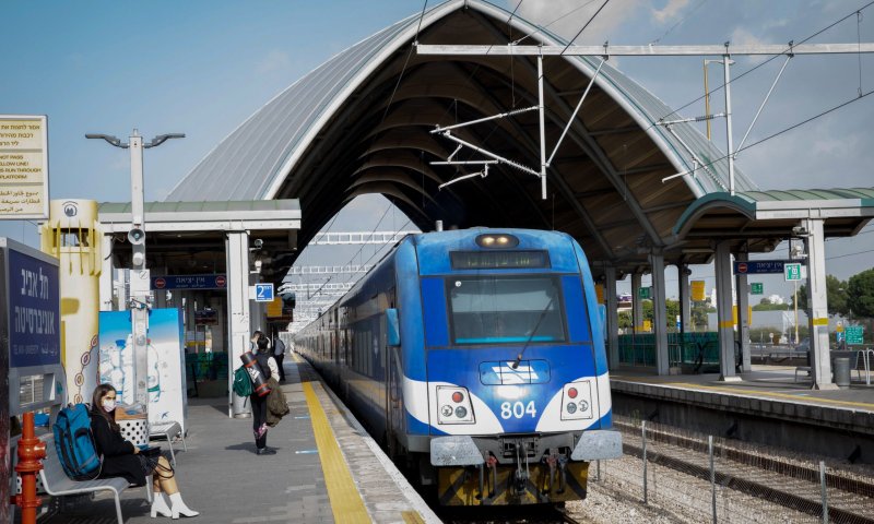 תנועת הרכבות בין חיפה לתל אביב תופסק לשבוע