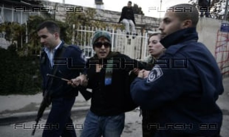 חופש הטימטום? מפגינה מהשמאל התפשטה בהתנחלות