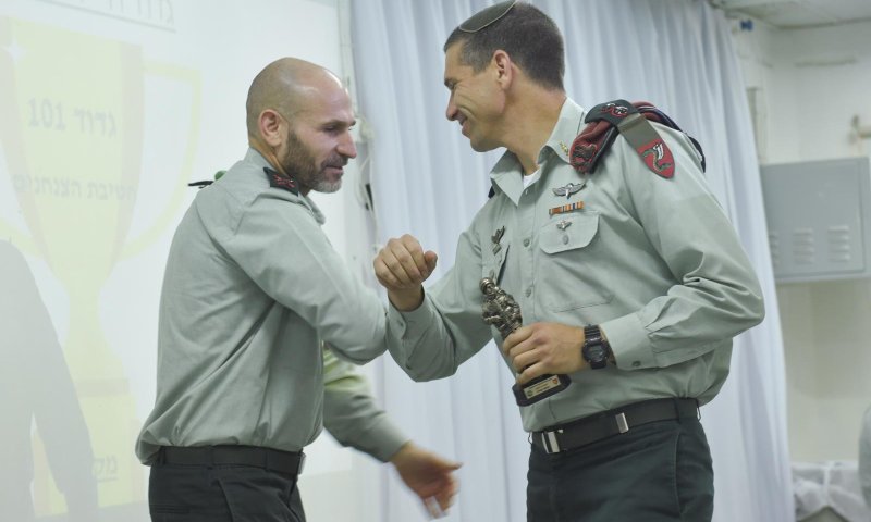 הצנחנים ניצחו את הנח"ל וגולני; דובדבן את מגלן