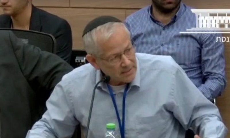 הרב הסרוג זעק בדיון על חוק הגיוס: "זה יהיה הפקרה של הביטחון"