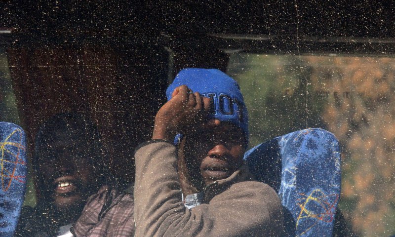 הרב אבינר: האם לגרש את המסתננים מאפריקה?