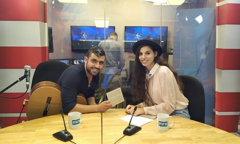 ראיון חג עם זמר העשור של סרוגים | ישי ריבו