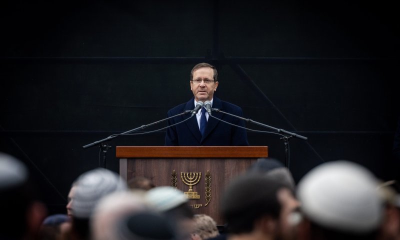 הרצוג: מתמקד במניעת משבר חוקתי ועצירת הפילוג