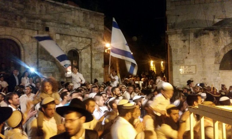 צפו: הקפות שניות במקום בו בוצע הרצח